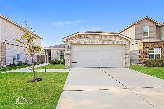 3 bed, 2.0 bath, 1347 sqft, $1,700 — Photo 1