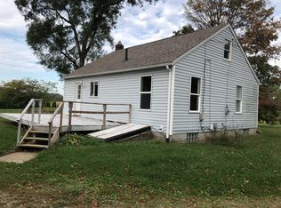 5008 Eberly Rd, Atwater, OH 44201