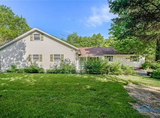 5710 N County Road 3, Fostoria, OH 44830