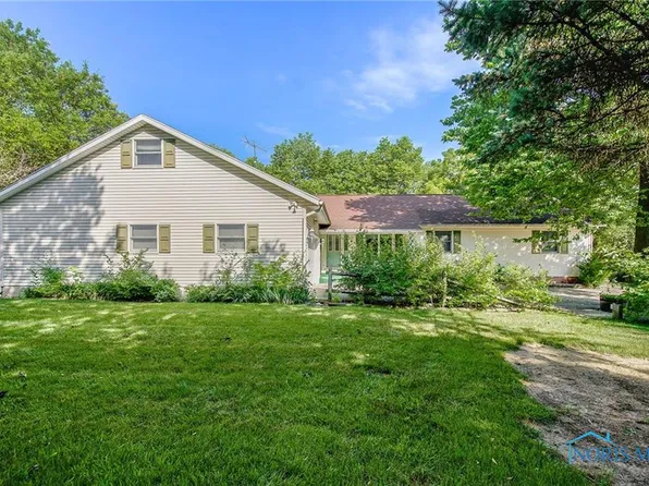 5710 N County Road 3, Fostoria, OH 44830