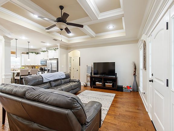 3rd image of 4168 Bowen Way