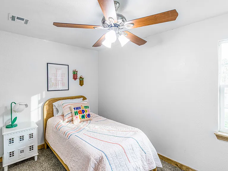 412 N Ripley Rd — Photo 11