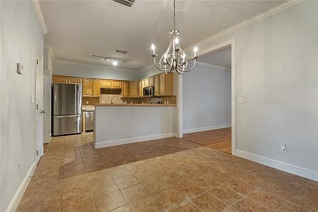 3 bed, 2.0 bath, 1467 sqft, $1,950 — Photo 4