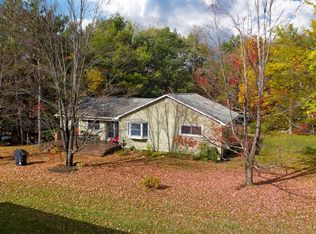 8430 N Urbana Rd, Hammondsport, NY 14840