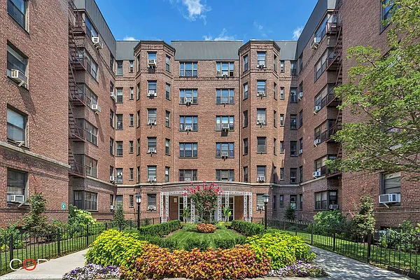 Sold by CORE | media 37