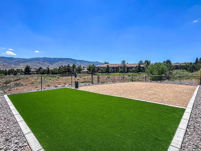 Canyon's Edge Apartments — Photo 9