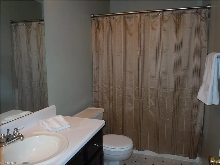 4007 Sourgum Ct — Photo 11