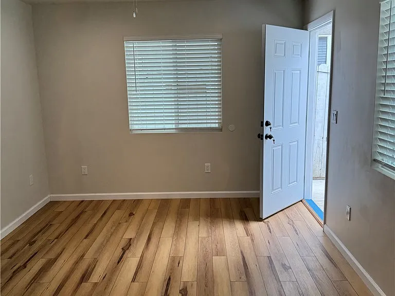 334 A Orizaba Ave — Photo 2