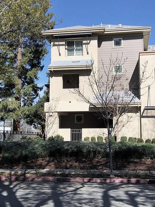 1st image of 3704 Feather Ln