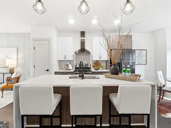 274 Estoria St SE, Atlanta, GA 30316