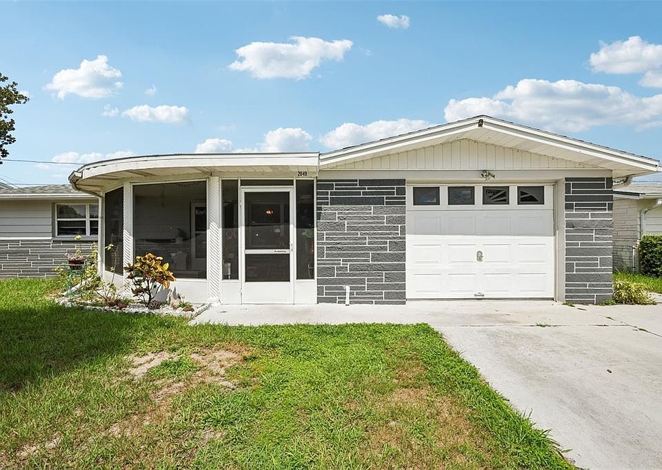1st image of 2049 Maureen Dr