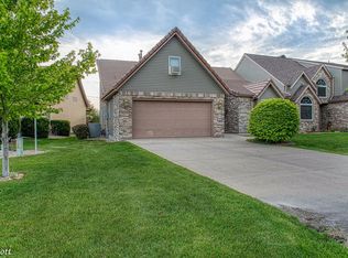 106 Ponderosa Dr, Grand Island, NE 68803