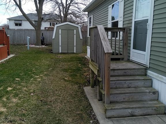 2nd image of 381 Geneva Dr