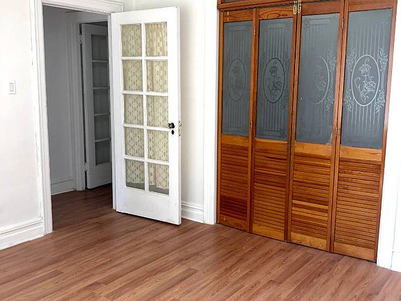 2nd image of 36 Bay 7th St Fl 1