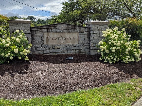 2nd image of 2120 Lebanon Pike APT 122