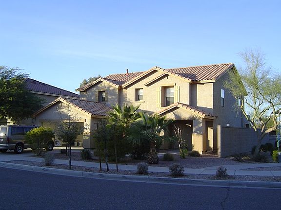2nd image of 512 E Beth Dr