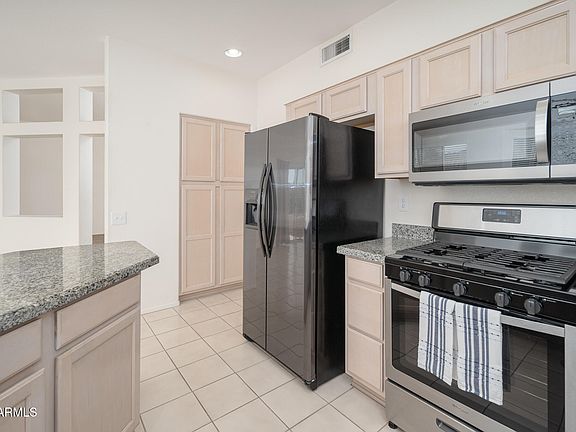 4th image of 22701 N DUSTY TRAIL Boulevard