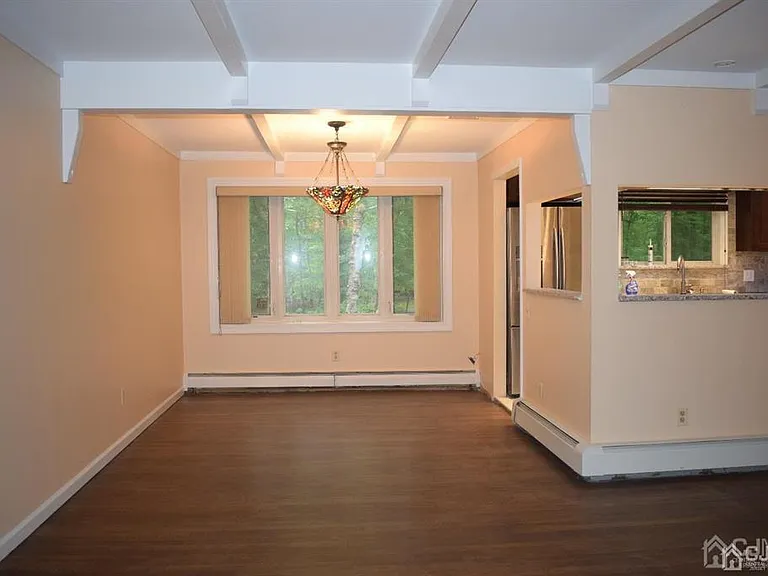 13 Pinter Ln — Photo 4