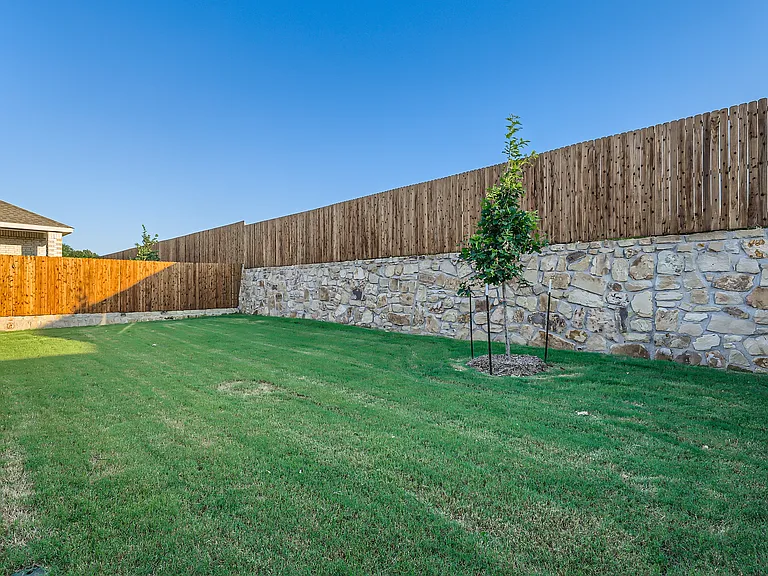 1205 Gladespring Ln — Photo 4