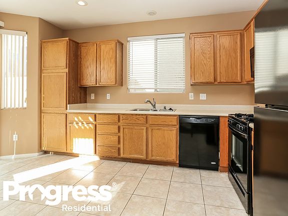5th image of 9417 Eagle River Ct
