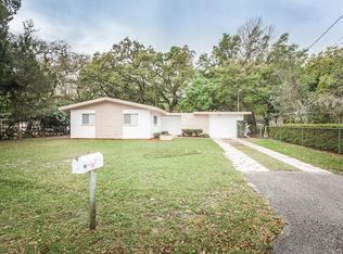 8765 Doris Ln, New Port Richey, FL 34654