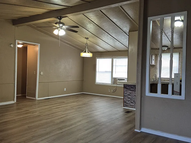 1362 Carter Rd — Photo 20
