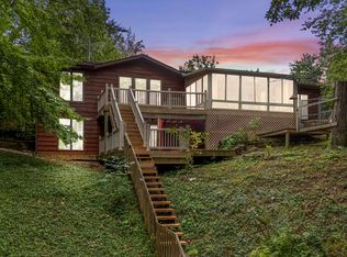 2195 E Crampton Rd, Columbia City, IN 46725