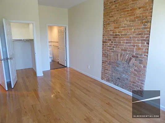 Rented by Highline Residential | media 29