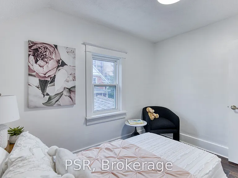 57 Eby St S — Photo 27