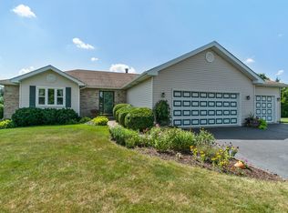 12 Ronhill Rd, Yorkville, IL 60560