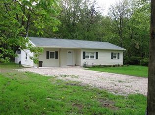 7245 Harmon Rd, Conneaut, OH 44030