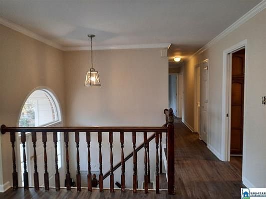 2nd image of 2303 Buckingham Pl
