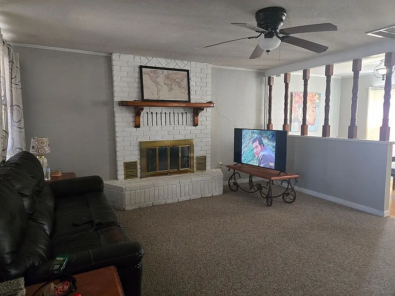 1205 W Hermosa Dr — Photo 3