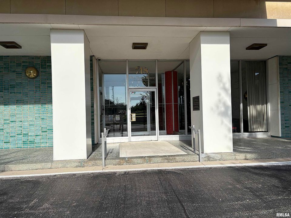 1st image of 718 S 7th St APT 1106