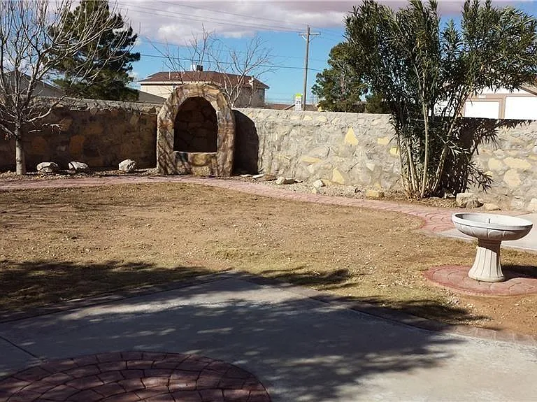 4541 Joseph Rodriguez Dr — Photo 13
