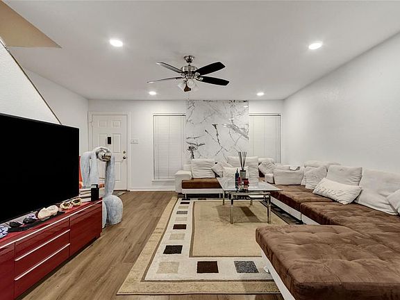 3rd image of 5807 Beverlyhill St APT 22