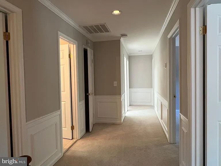 10220 Cedar Pond Dr — Photo 30