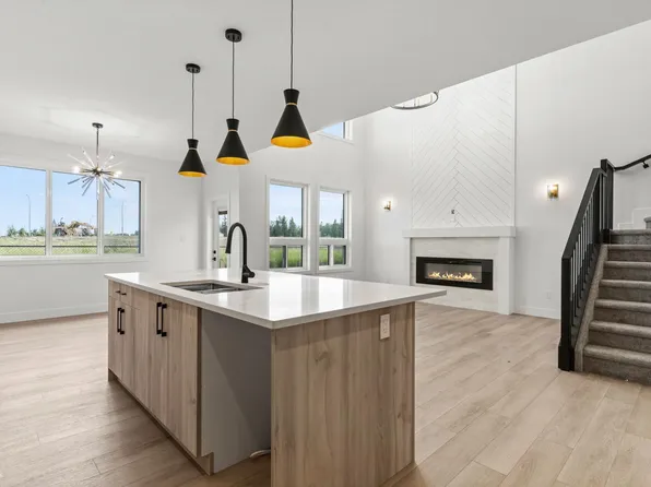 153 Caledon Cres, Spruce Grove, AB T7X 0Y8