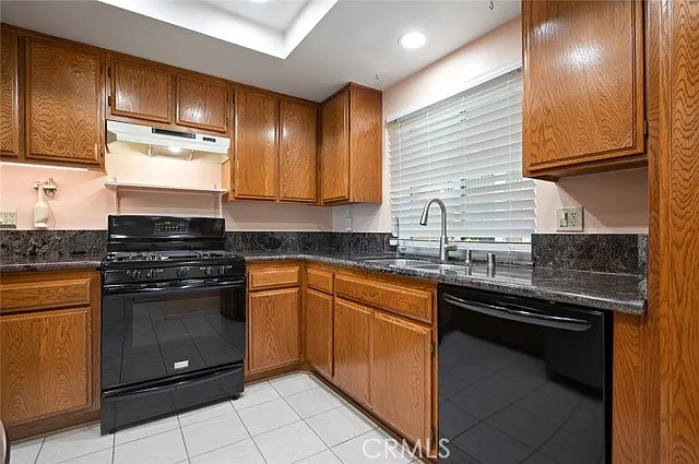 2514 E Willow St #103 — Photo 7