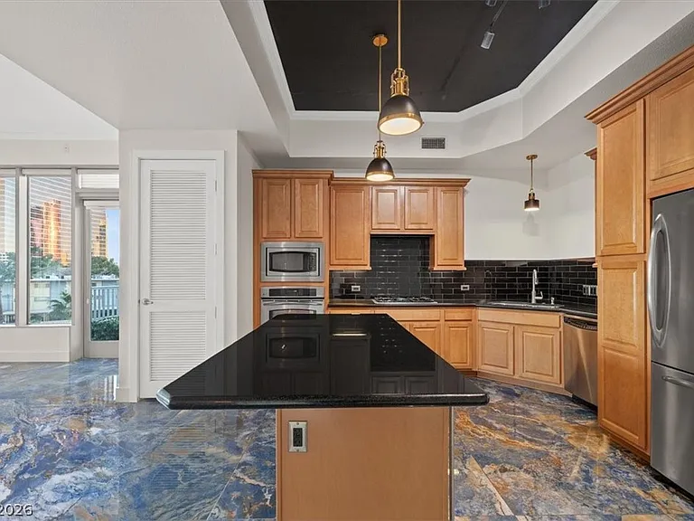 360 E Desert Inn Rd #407 — Photo 20
