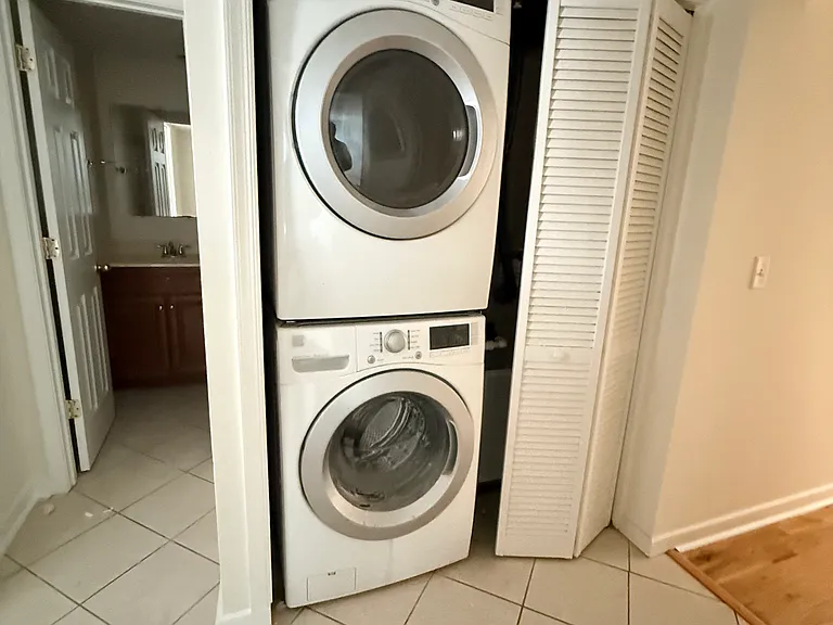 1519 W Cary St #B — Photo 14