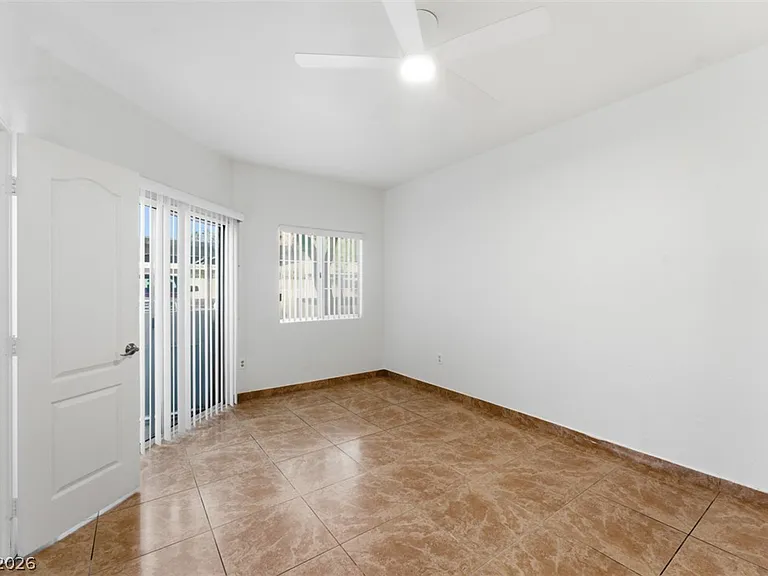 7400 W Flamingo Rd #1090 — Photo 13