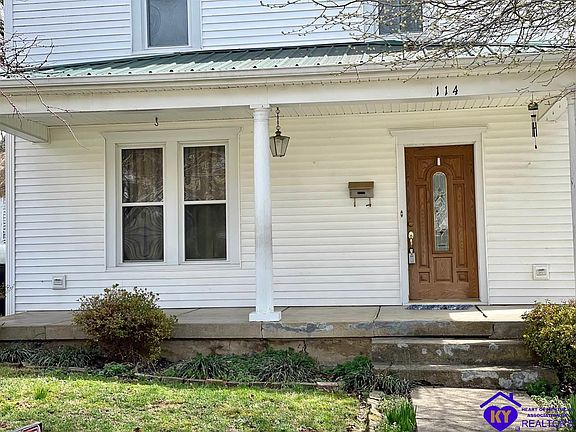 4th image of 114 N 1st St