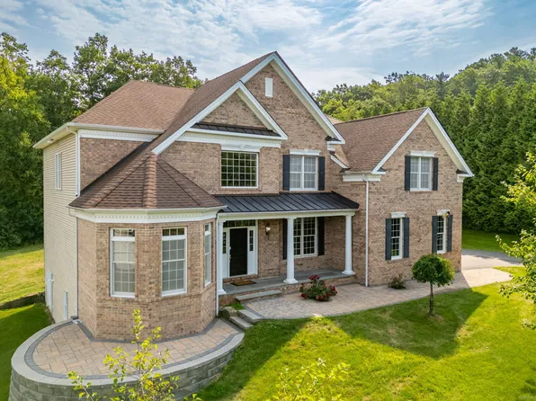 60 Penwood Crossing, Glastonbury, CT 06033