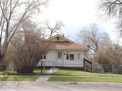 12 E Winthrop St, Newcastle, WY, 82701