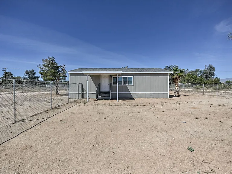 4453 Maia Way — Photo 6