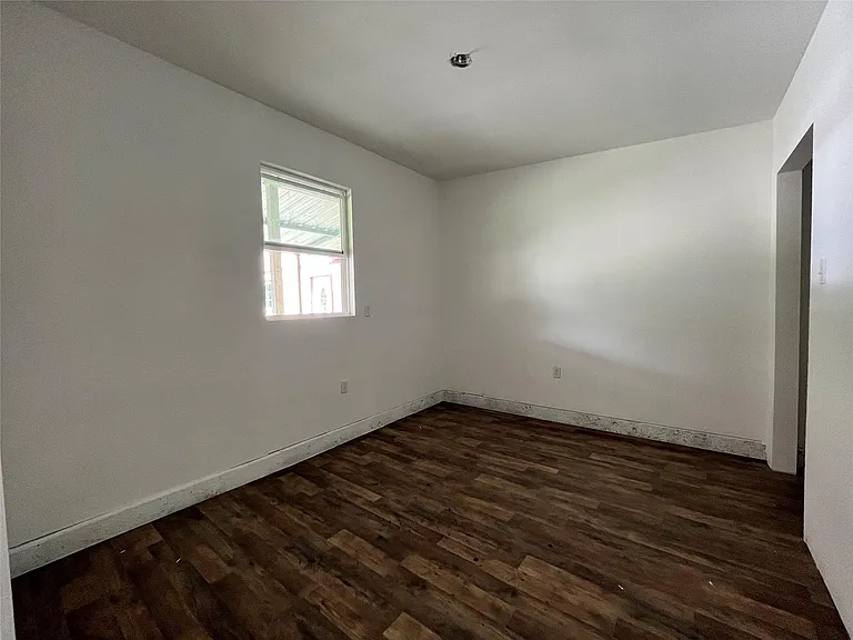 5104 39th St #3 — Photo 2