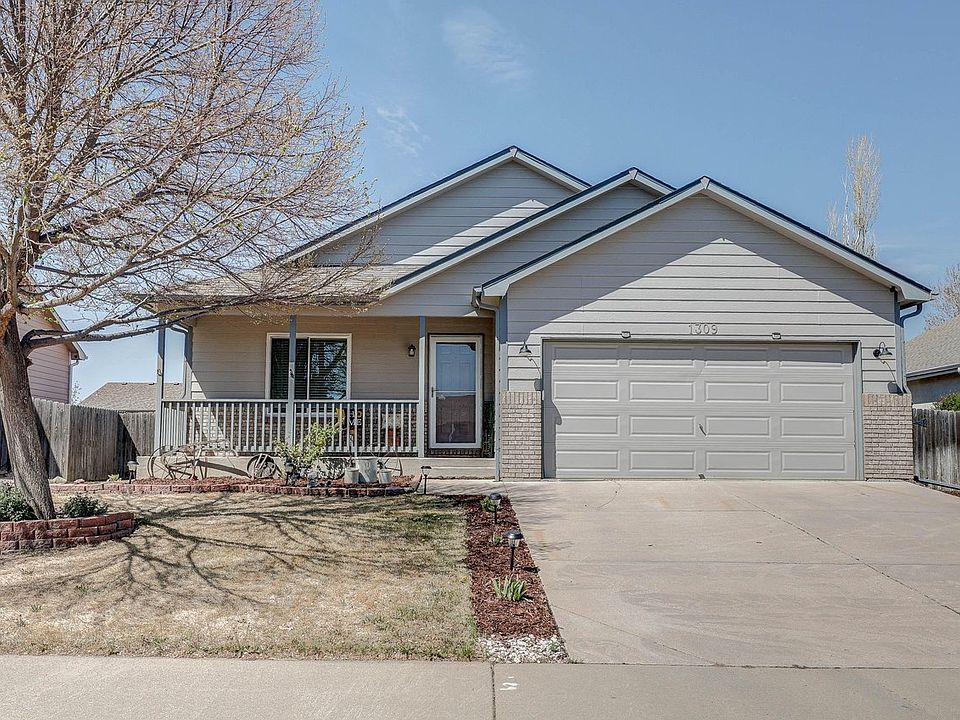 1st image of 1309 S Dusk Dr