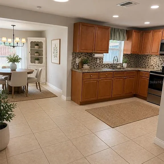 7325 Ivanhoe Dr — Photo 13