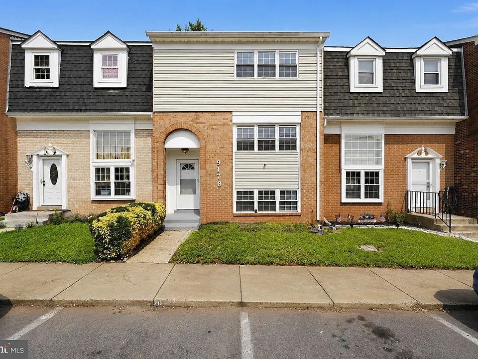 9178 Laurelwood Ct